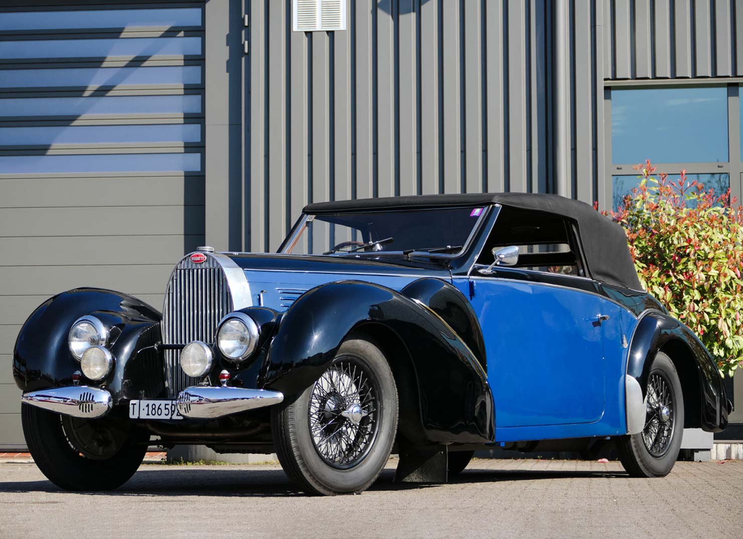 1939 Bugatti 57 by Gangloff