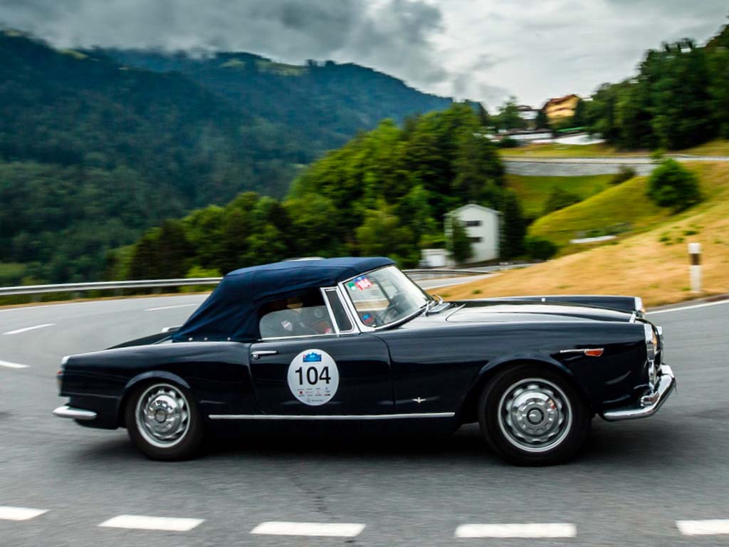 1963 Alfa Romeo 2600 Touring Spider
