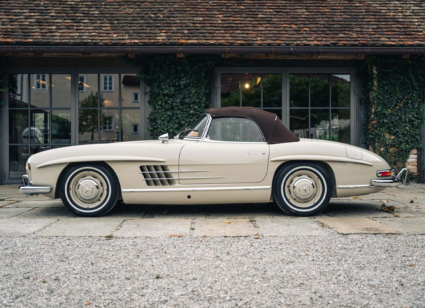 1963 Mercedes Benz 300 SL Roadster