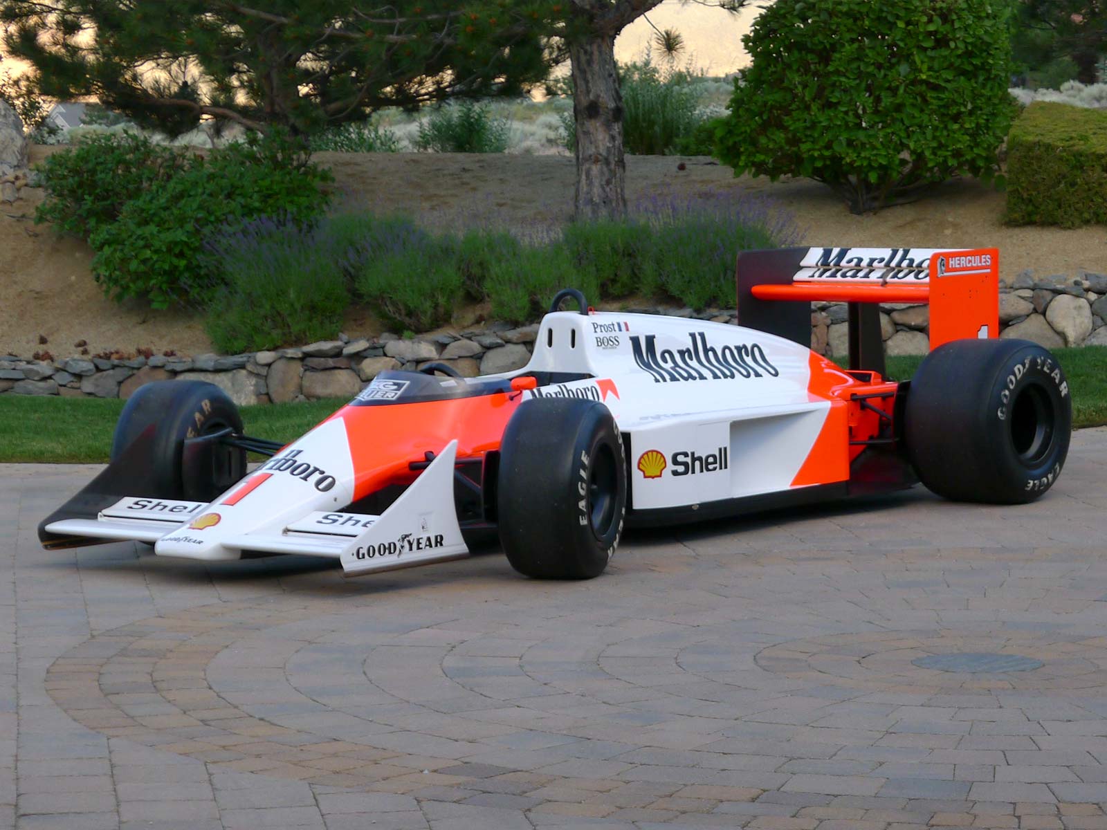 1987 McLaren MP4/3