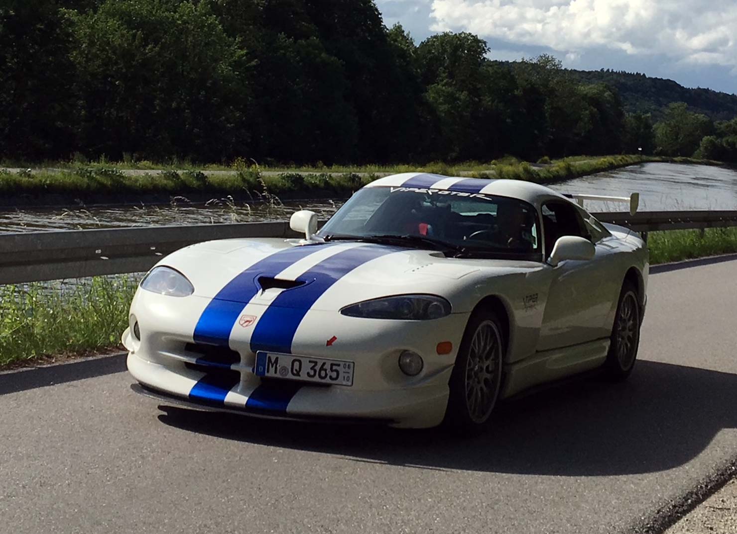 1998 Dodge Viper GTS/R GT2