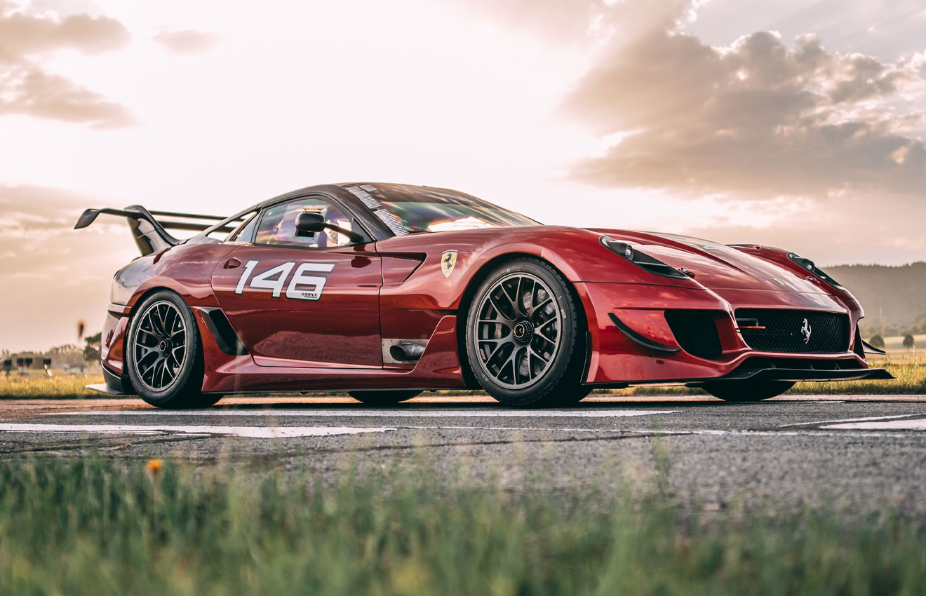 2009-Ferrari-599XX